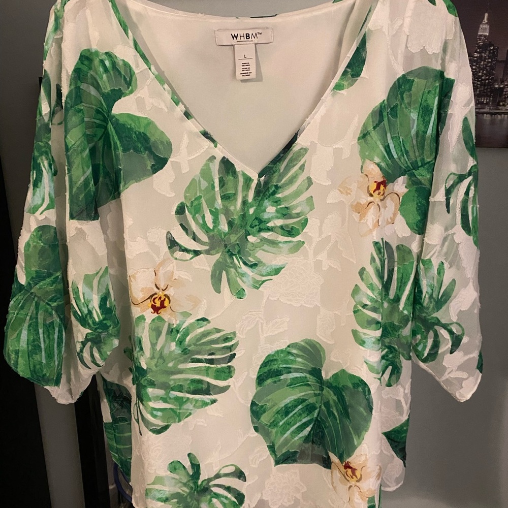 White House Black Market Floral Kimono Sleeve Blouse